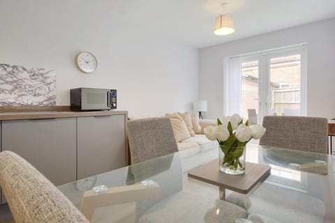 Palmerston Road Apartment in Bournemouth