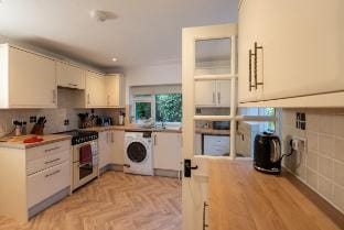 Ames Cottage Vacation rental in New Milton