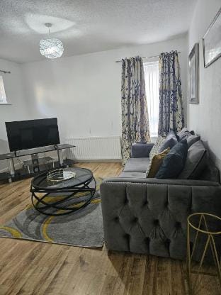 Egremont 2-BR flat with Free Parking & Wi-Fi Vacation rental in Copeland District