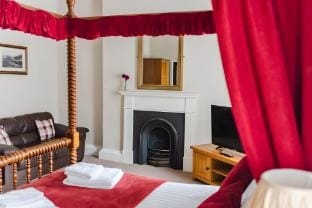 The Greyhound Hotel Inn in Amber Valley