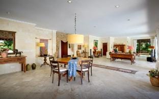 Villa Balian Beach Villa in West Selemadeg