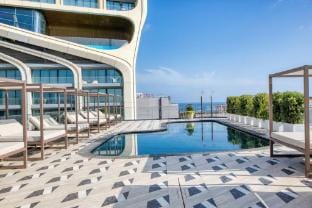 Official Mercury Suites | With Rooftop Pool Access Apartment in Saint Julians