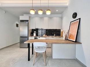 Chic getaway near Stavros Niarchos Vacation rental in Kallithea