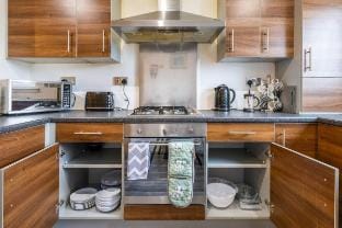 Dundee City centre apartment - 3 bedrooms sleeps 6 Vacation rental in Dundee