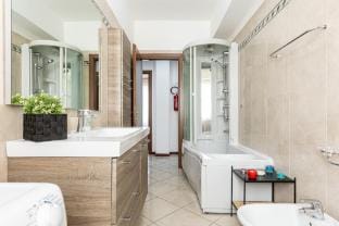 Lovely apartment 15m from Duomo M1 Apartment in Milan