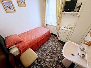 Affordable & Comfortable Guest House Room 4 Vacation rental in Cleethorpes