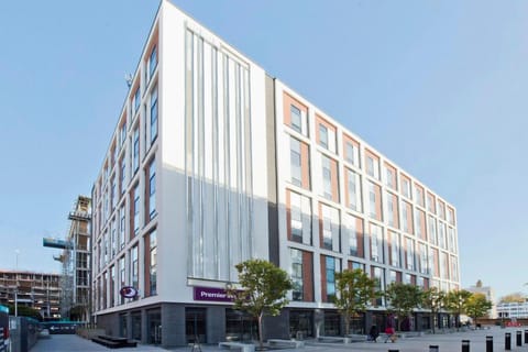 Premier Inn Bristol City Centre - Finzels Reach Hotel in Bristol