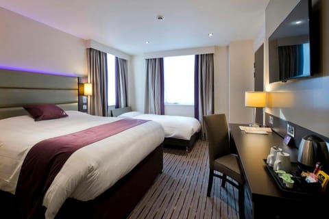 Premier Inn Bristol City Centre - Finzels Reach Hotel in Bristol