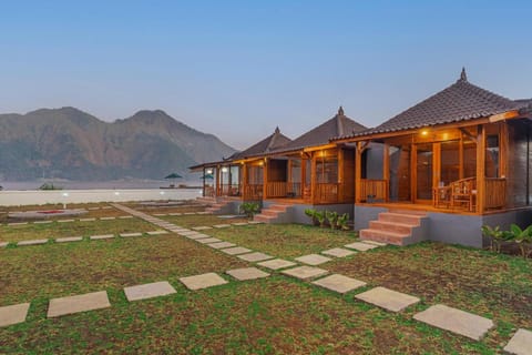 D Sila's Tepi Danu Villas Kintamani & hot spring Lodge in Karangasem Regency