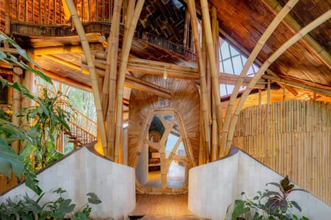 3 Bdr - The Dream Cliffside Bamboo Villa By Avana Vacation rental in Sidemen