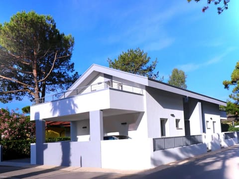 Brand new villa with private fenced garden Villa in Bibione