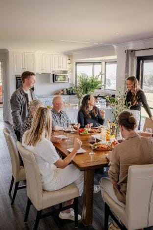 The Olive Leaf Retreat Farm Stay in Latrobe