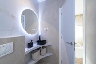 Málaga boutique V.V luxury jacuzzy Bed and Breakfast in Malaga