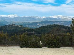 Houses  Villas for 8 People Apartment in Mandelieu-La Napoule