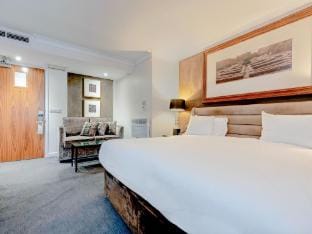 The Landmark Hotel and Leisure Club  DLX DBL Apartment in Dundee