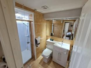 Lavendar House Standard Double Apartment in Ashburton