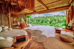 AUREA by Oniria - Jungle Bamboo Villa Vacation rental in Sidemen