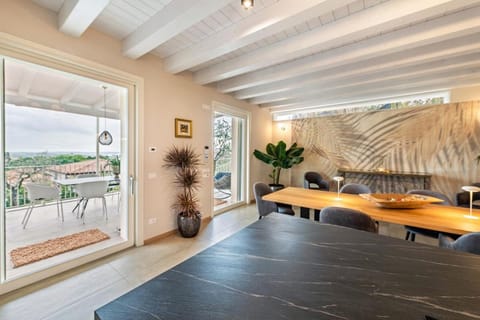 Cavalino Boutique House Vacation rental in Cavaion Veronese