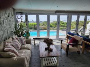 Penguins @ Sea in Private Nature Reserve & Beach Vacation rental in Cape Town