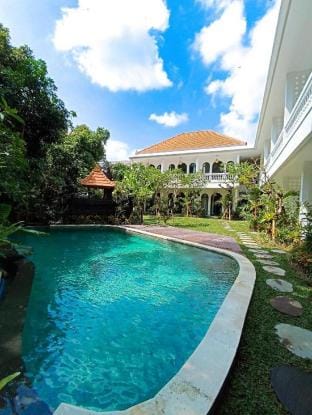 Casa De Ozora Hotel in North Kuta