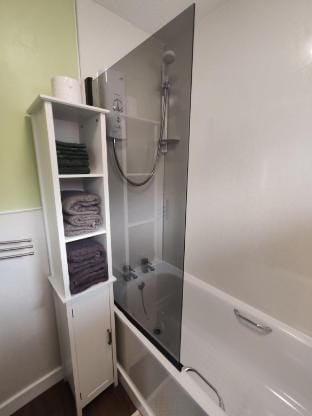 One bedroom house, sleeps 4, BBQ, Garden, Vacation rental in Inverness