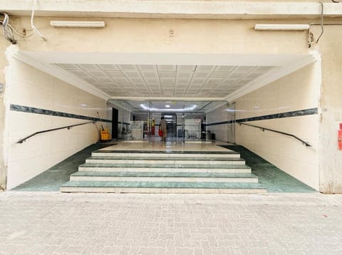 Aplyns Dormitory Male&Female Lower Bed (Al Nahda) Hotel in Al Sharjah