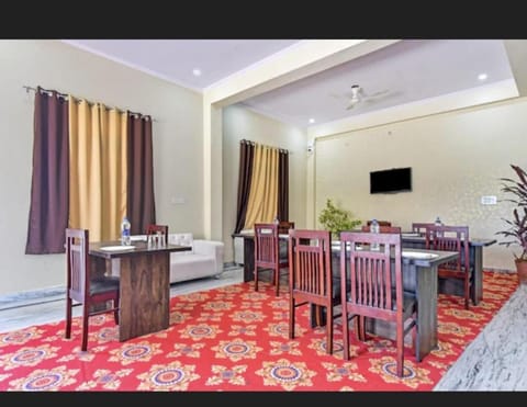 Hotel Prime Ganesh Hotel in Jaipur