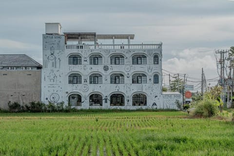 Little Soho Guesthouse Bed and Breakfast in North Kuta