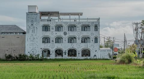 Little Soho Guesthouse Bed and Breakfast in North Kuta