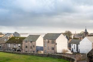 Northern Hideaways, Brown Bear House Vacation rental in Berwick-upon-Tweed