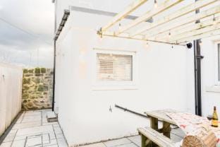 Northern Hideaways, Brown Bear House Vacation rental in Berwick-upon-Tweed