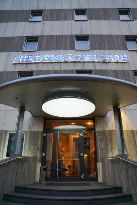 Hotel Niederrader Hof Hotel in Frankfurt