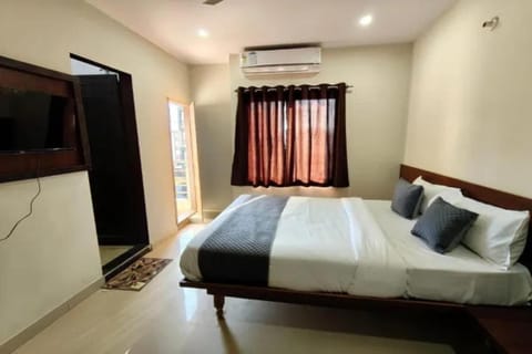 FabHotel Melodiya Hotel in Jaipur