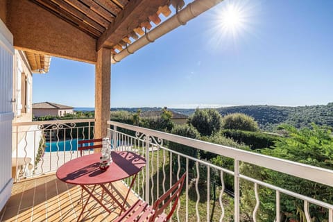 Quiet House with Pool Hotel in Valbonne