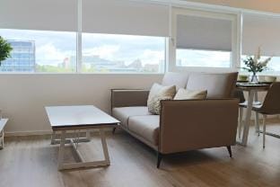 Modern Studio-MK Station*Central*Free Parking Vacation rental in Milton Keynes