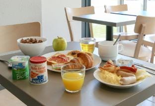 B&B HOTEL Aubagne Gemenos Hotel in Gémenos