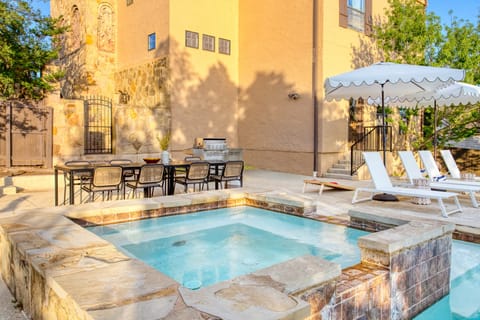 Bar in the family room downstairs.