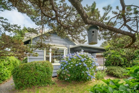 Charming home with a garden atmosphere.