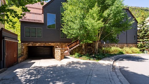 Your Telluride retreat comes with a convenient driveway.