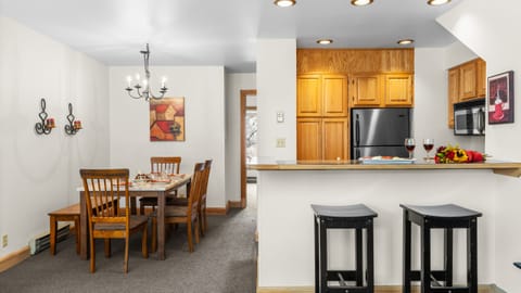 Kitchen and dining area.