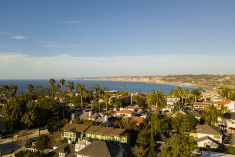 Your La Jolla getaway by the water!