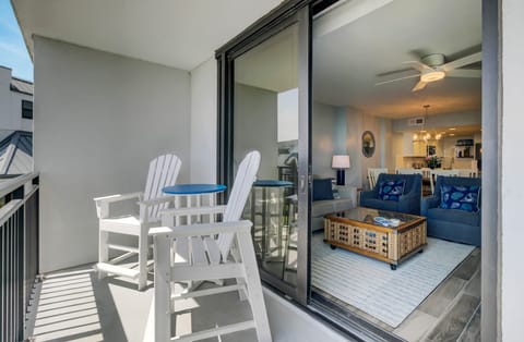 Dining on Middle Street, Sullivan's, Can't Miss!