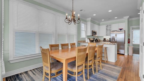 110 Grand Pavilion by AvantStay | Direct Access To Grand Pavilion Boardwalk House in Wild Dunes