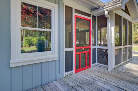 29 24th Avenue by AvantStay | Easy Beach Access House in Isle of Palms