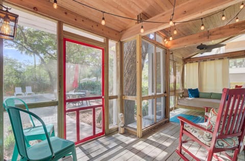 29 24th Avenue by AvantStay | Easy Beach Access House in Isle of Palms