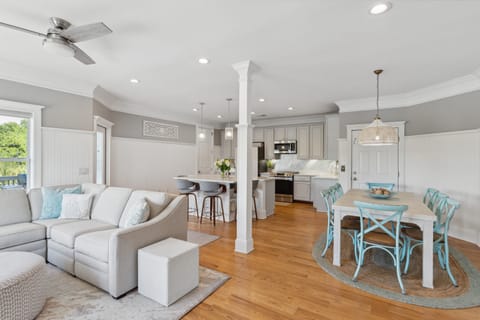 3800 Cameron Boulevard | AvantStay | Pool, Ocean Views, Deck House in Isle of Palms