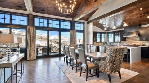 Ski-in Ski-out Deer Valley | Hot Tub, Fire Pit, Views | Silver Sun by AvantStay House in Park City