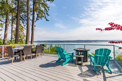 An ocean view retreat.