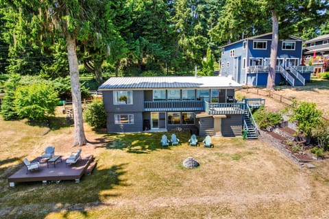 Sofa, snacks, and a great show – that's our living room vibe.