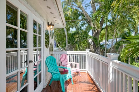 The Monkey House offers a balcony and a sunny deck space.